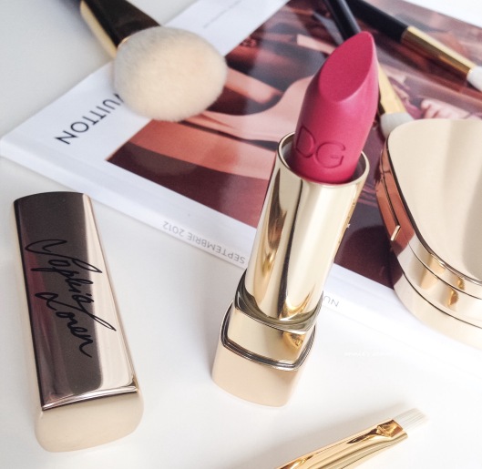 Dolce & Gabbana Sophia Loren No.1 Lipstick anniesbeautyblog